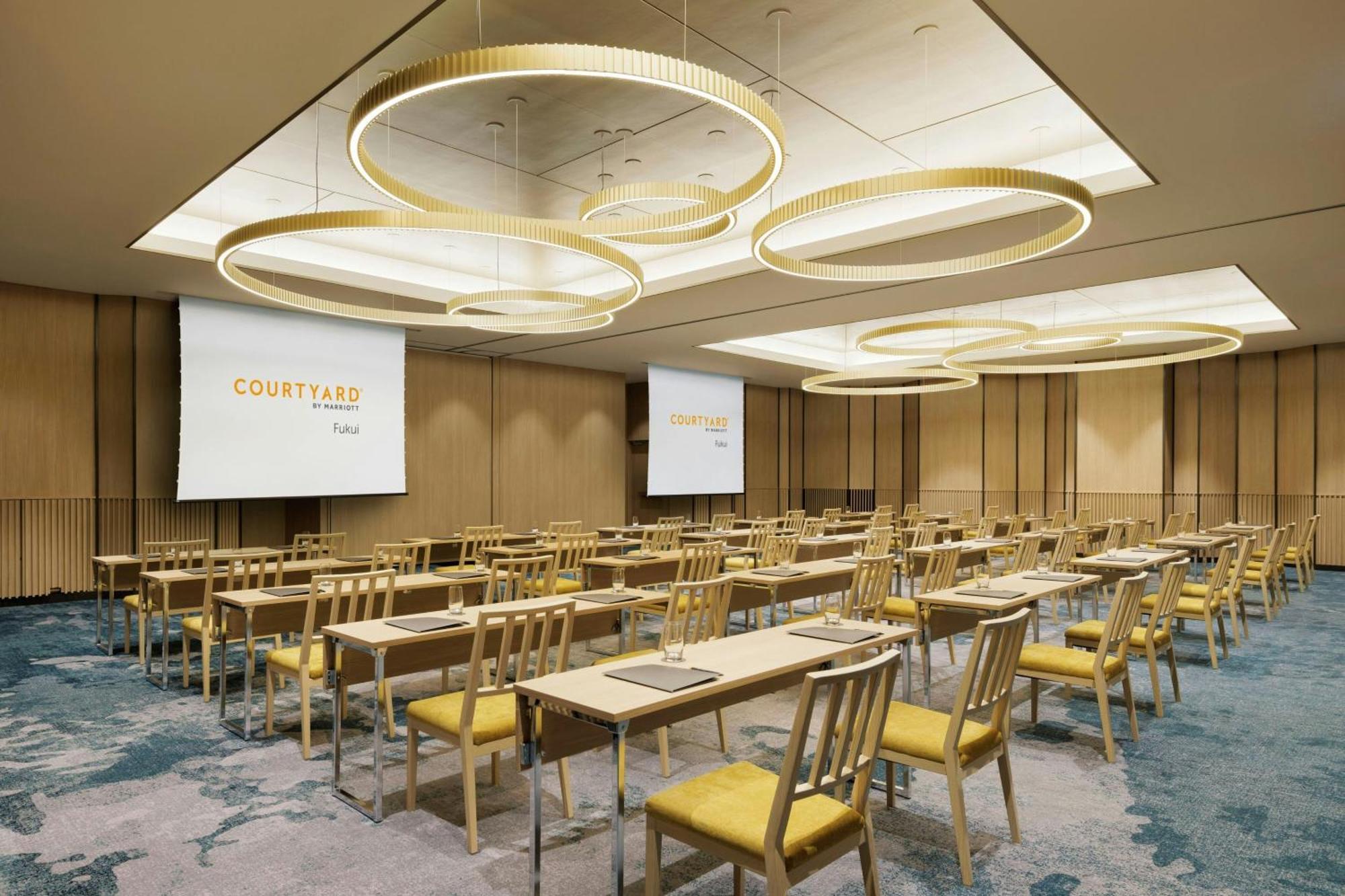 فندق Courtyard By Marriott فوكوي المظهر الخارجي الصورة